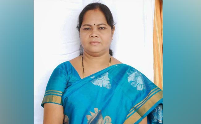తెలంగాణ బీజేపీలో విషాదం.. కుంజా సత్యవతి హఠాన్మరణం | Telangana BJP ...