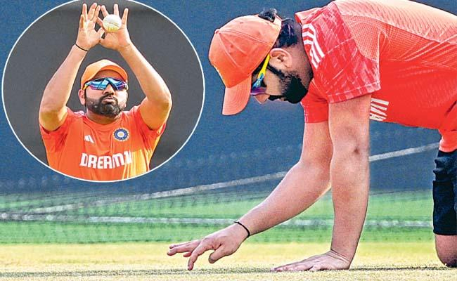 CWC 2023: ద్రవిడ్‌తో కలిసి పిచ్‌ పరిశీలించిన రోహిత్‌! క్యూరేటర్ ...