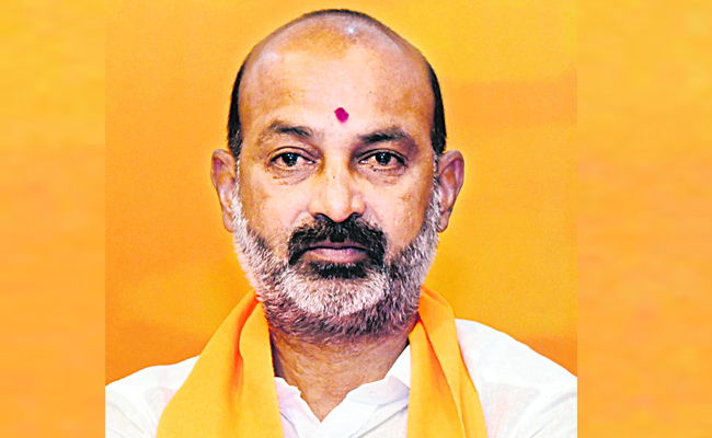 అర్హత లేకున్నా మిడ్‌ మానేరు పరిహారం | Bandi Sanjay Open Letter to CM ...