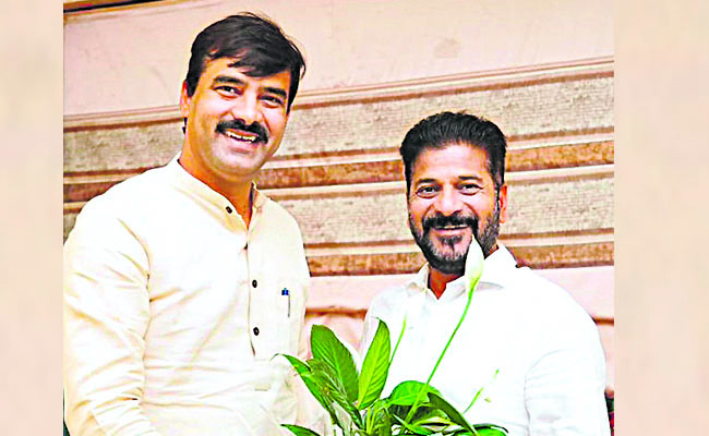 Vats Reddy సీఎంతో వంశీచంద్రెడ్డి భేటీ | Vamsichand Reddy meet Telangana CM ...