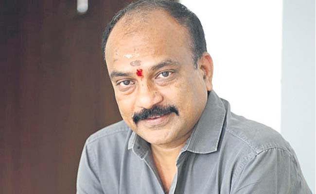 ‘అట్లూరి’ మామూలోడు కాదు! | Film producer Atluri Narayana Rao is accused ...