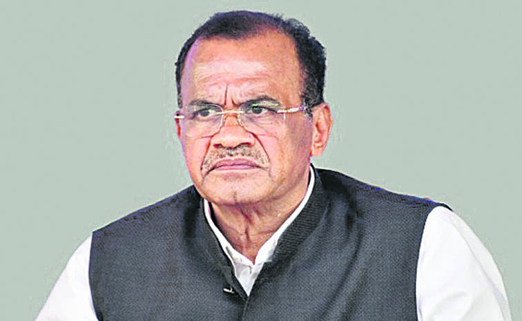బీఆర్‌ఎస్‌కు నేను చాలు.. | Komatireddy Venkat Reddy Comments On BRS ...