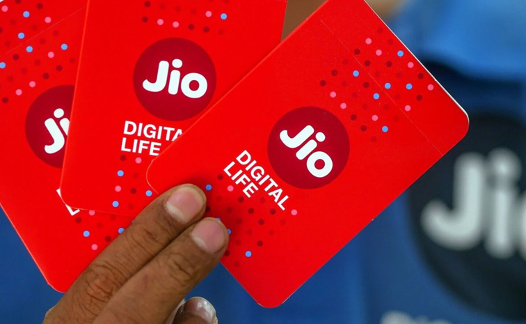 జీబీలకు జీబీలు.. జియో జర్నీకి ఎనిమిదేళ్లు | reliance jio celebrating 8 ...
