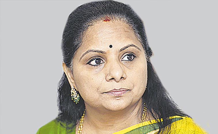 Kavitha Reddy Md కేసీఆర్ మొక్క కాదు.. వేగు చుక్క | Kavitha Satirical Comments On CM ...