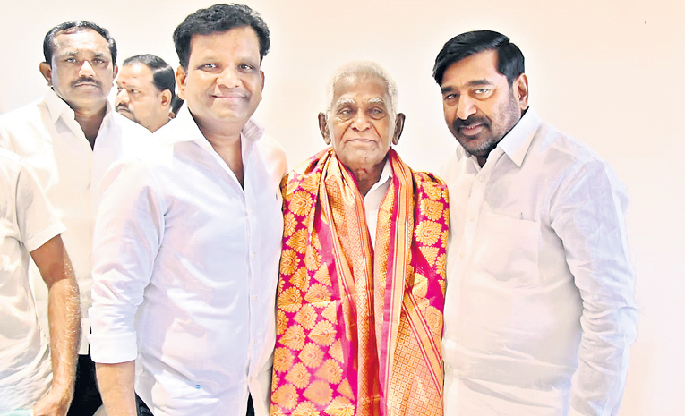 Siva Reddy Father కంగ్రాట్స్ డాడీ.. | Jagadish Reddy Father Ramachandra Reddy Won ...