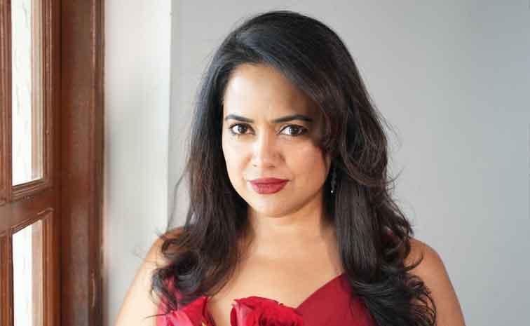 Actor Sameera Reddy నాకు నత్తి.. ఇప్పటికీ బాధపడుతుంటా: సమీరా రెడ్డి | Actress Sameera Reddy ...