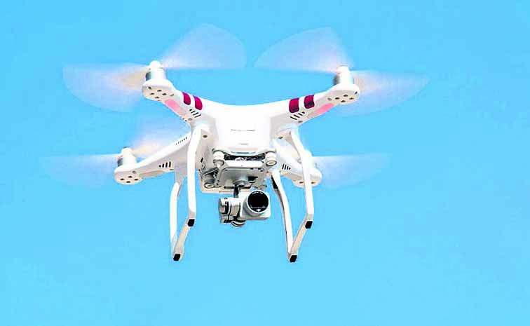 డ్రోన్‌ ఎగరేస్తే ఫీజు కట్టాల్సిందే | AP Drone Corporation as nodal ...