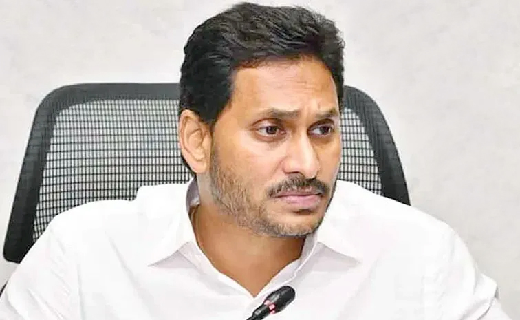 శరత్ కుటుంబానికి వైఎస్ జగన్ పరామర్శ