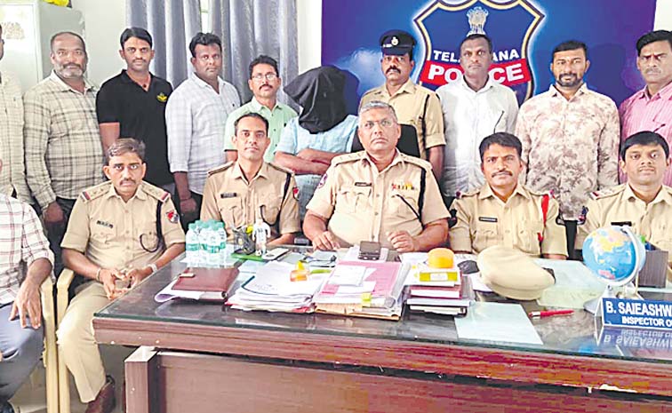 కొడుకు పుట్టలేదని బాలుడి కిడ్నాప్ కొడుకు పుట్టలేదని బాలుడి కిడ్నాప్