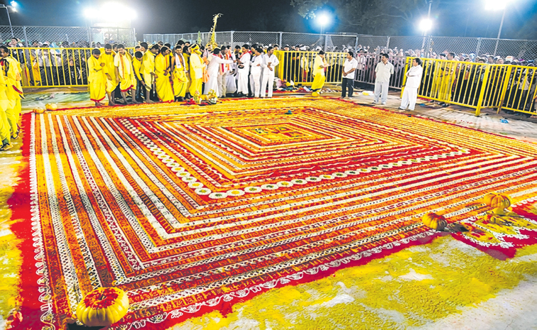 మల్లన్న పట్నం’లో కమీషన్ల కట్నం