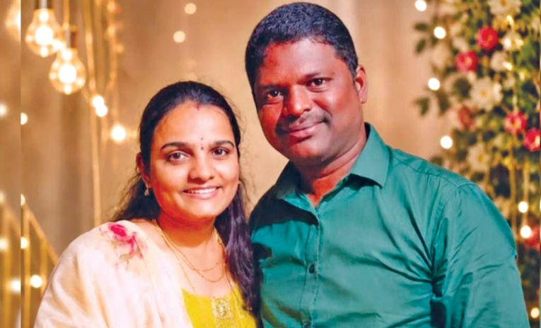 నిజామాబాద్లో దంపతుల ఆత్మహత్య: రూ.90 లక్షల అప్పుల భారంతో బలవన్మరణం