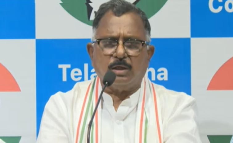 కొండా సురేఖ ఎపిసోడ్ .. మల్లు రవి కీలకవ్యాఖ్యలు కొండా సురేఖ ఎపిసోడ్ .. మల్లు రవి కీలకవ్యాఖ్యలు