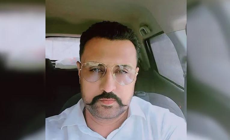 ఆప్ నేత దారుణ హత్య.. బైక్‌ను వెంబడించి..