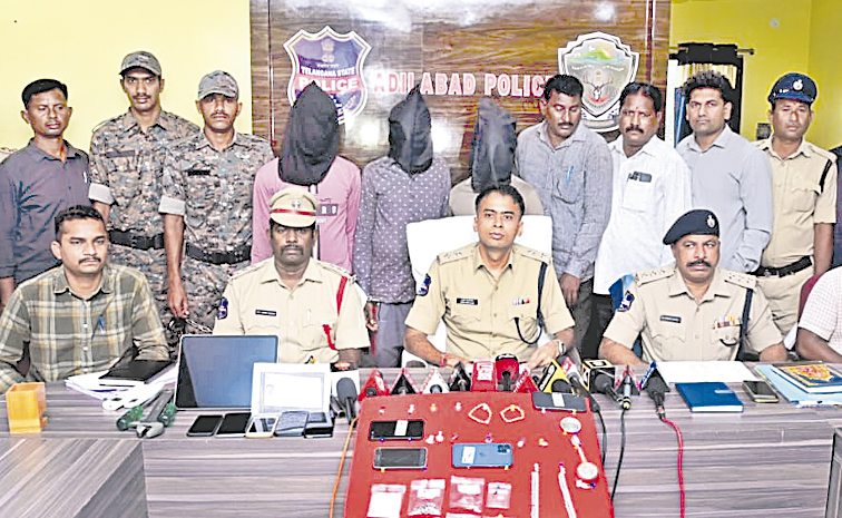 ఆదిలాబాద్లో బంగ్లాదేశీ దొంగల ముఠా అరెస్ట్