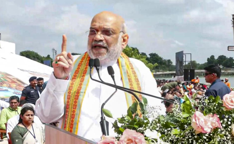 అమిత్‌ షాకు అస్వస్థత.. హోటల్‌లోనే చికిత్స!