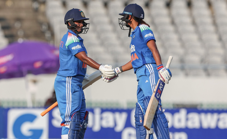 IND vs NZ: హర్మన్‌, దీప్తీ భారీ సెంచరీలు.. టీమిండియా 328 పరుగుల భారీ స్కోర్‌
