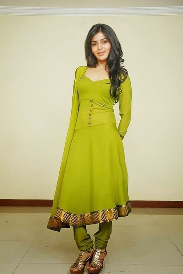 Samantha Ruth Prabhu Birthday Special Photo Gallery15