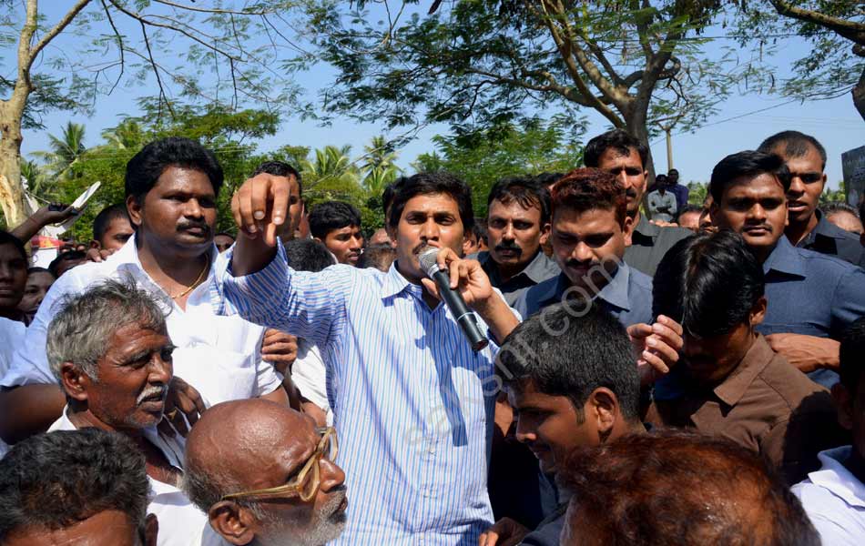 YS Jagan mohan reddy to visit Cyclone Victims in Godavari Districts - Sakshi18