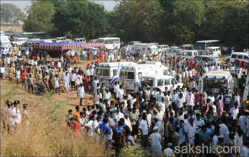 fire accident in Nanded Express - Sakshi16