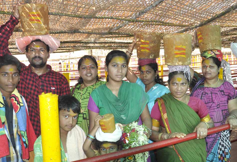 sammakka saralamma jathara - Sakshi7