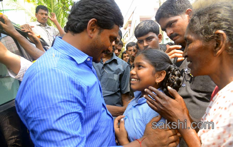 Jagan s Janpatham at East Godavari - Sakshi28