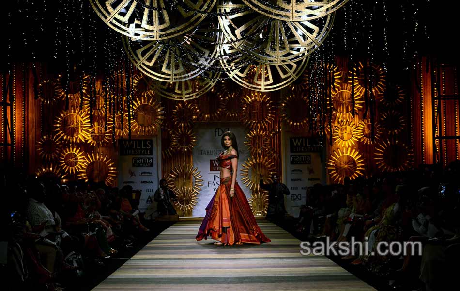 Wills Fashion Week - Sakshi15