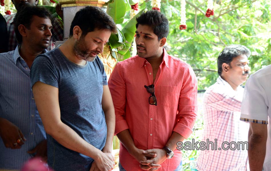 Allu Arjun New Movie Opening - Sakshi11