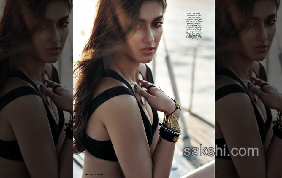 Hot Ileana s bikini photo shoot3
