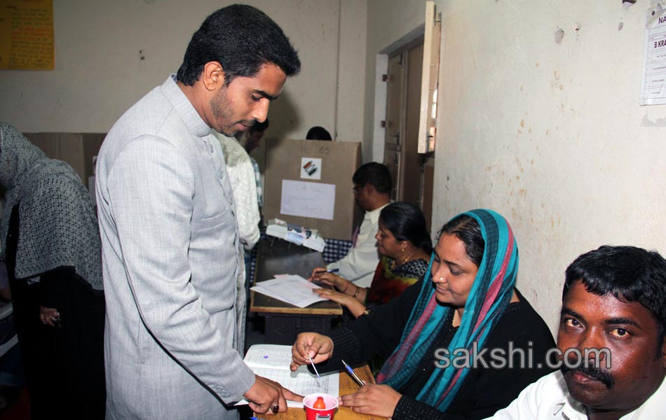 MLA MP candets uses their vote rights10