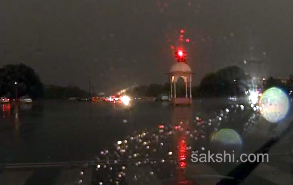 Sand storm in Delhi - Sakshi7