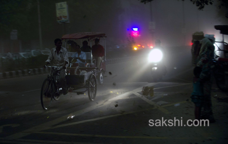 Sand storm in Delhi - Sakshi8