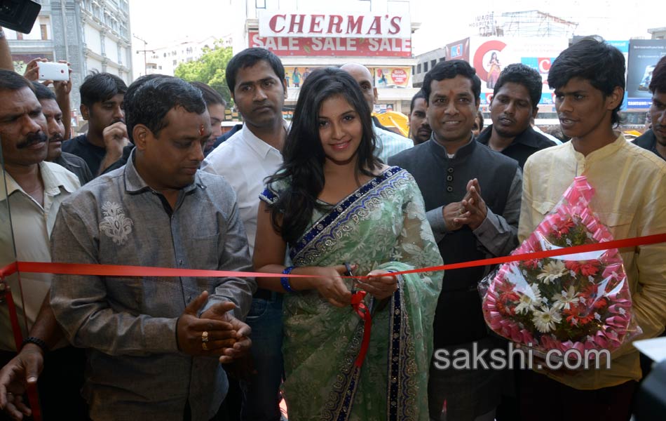 Anjali at ameerpet2