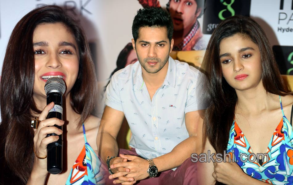 Humpty Sharma Ki Dulhania Film Press Meet - Sakshi4
