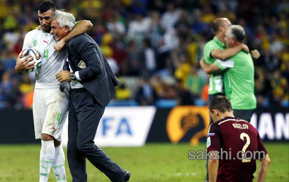 Algeria Advances After Draw With Russia - Sakshi19
