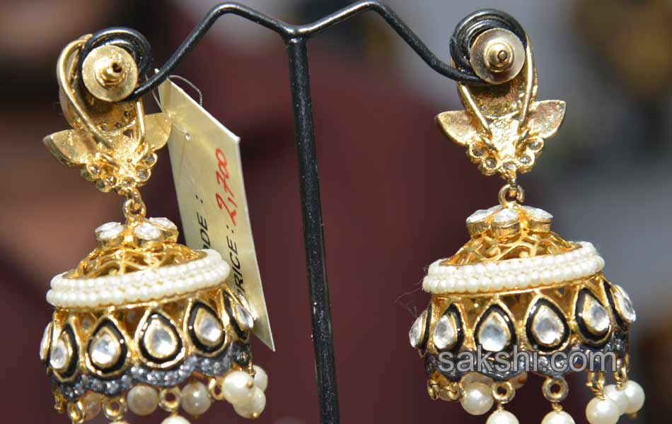 fashion life style - Sakshi11