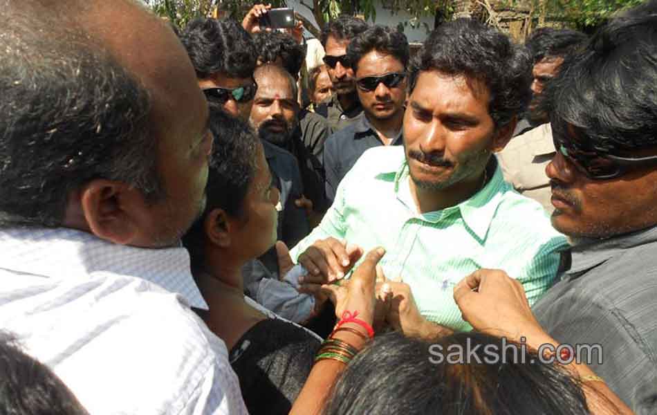 Y S jagan mohan reddy to tour cyclone affected areas - Sakshi11