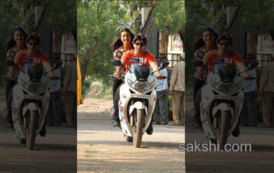 Yevariki Yevaru movie stills7