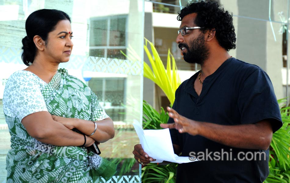 Vundile Manchi Kalam Mundu Munduna Movie Stills7