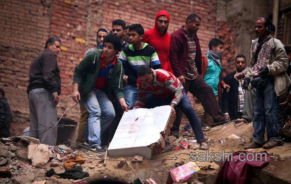 Cairo building collapse kills at least 19 as the search through rubble continues8