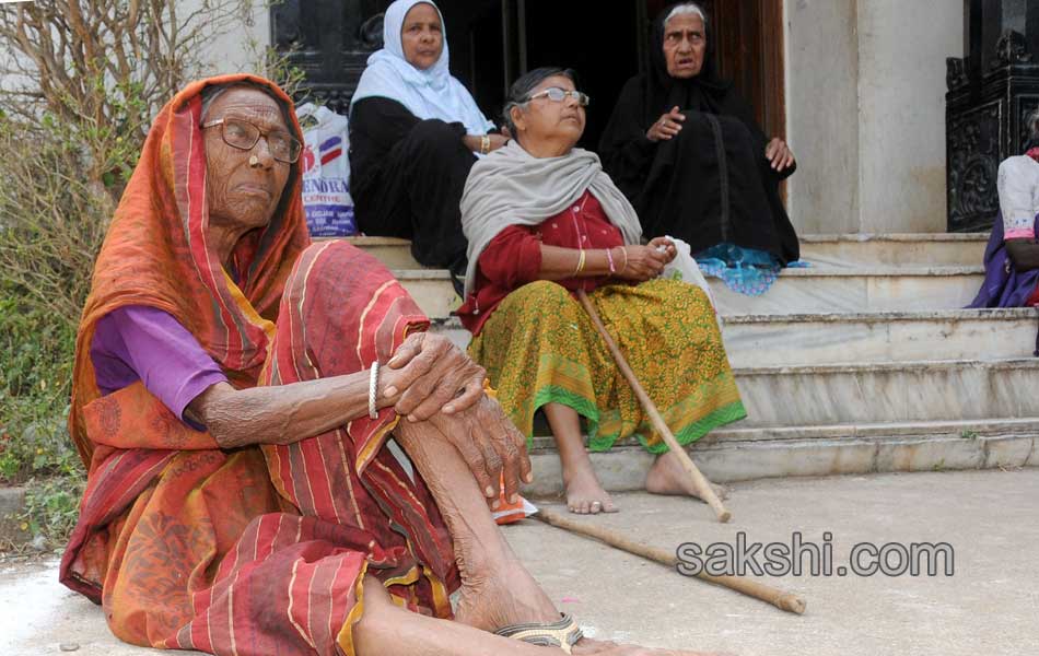 Pension tension - Sakshi5