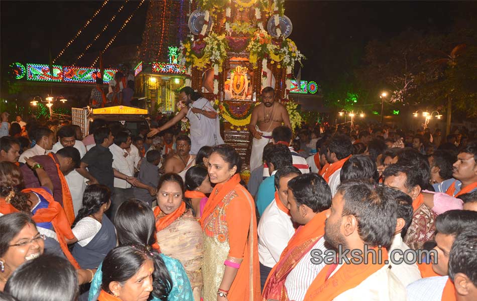 jubilee hills peddamma temple11
