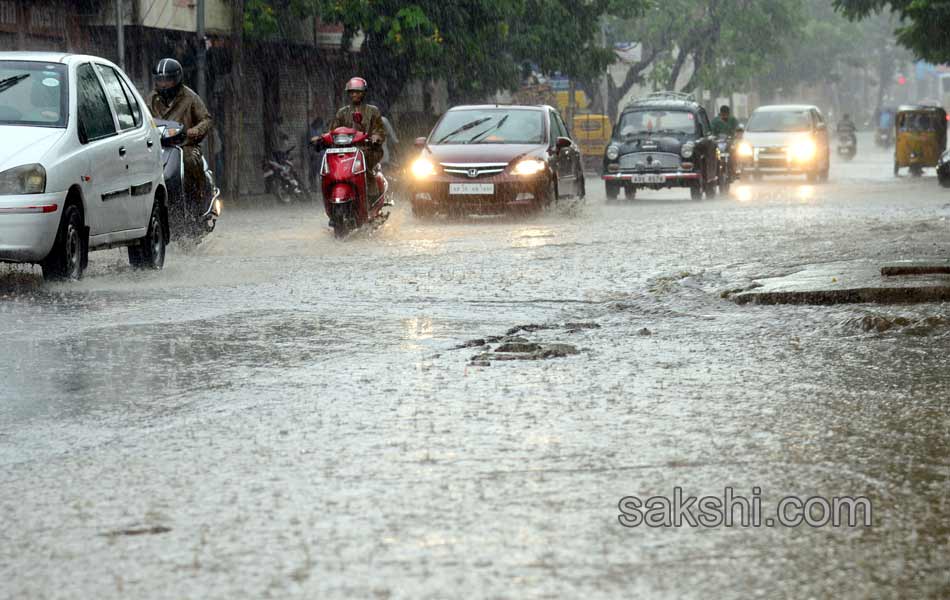 Hyderabad huge rains - Sakshi8