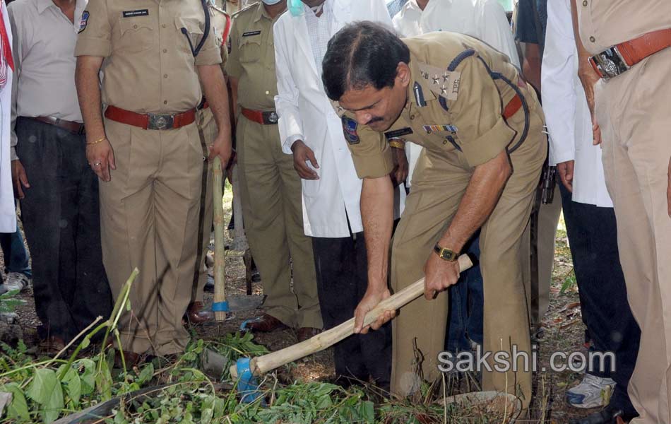 DIG and S P Participated in Swachh Bharat10