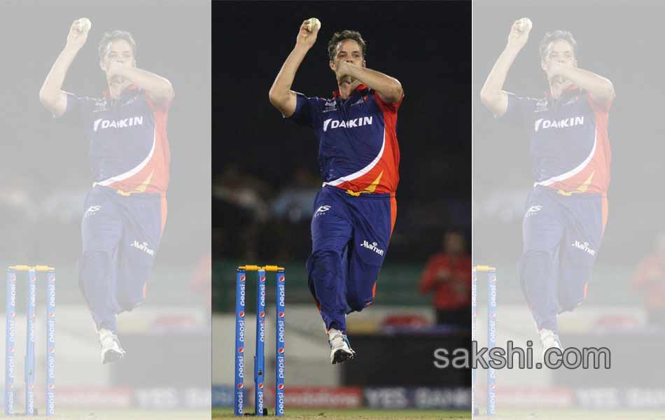delhi daredevils won by wickets5
