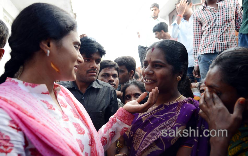 Y S Sharmila Paramarsha Yatra Day 29
