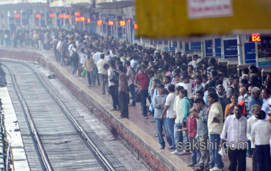 Rush People continues to Pushkarni1
