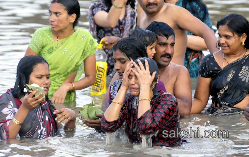 godavari pushkaralu 2015 in Telangana Day2 - Sakshi20