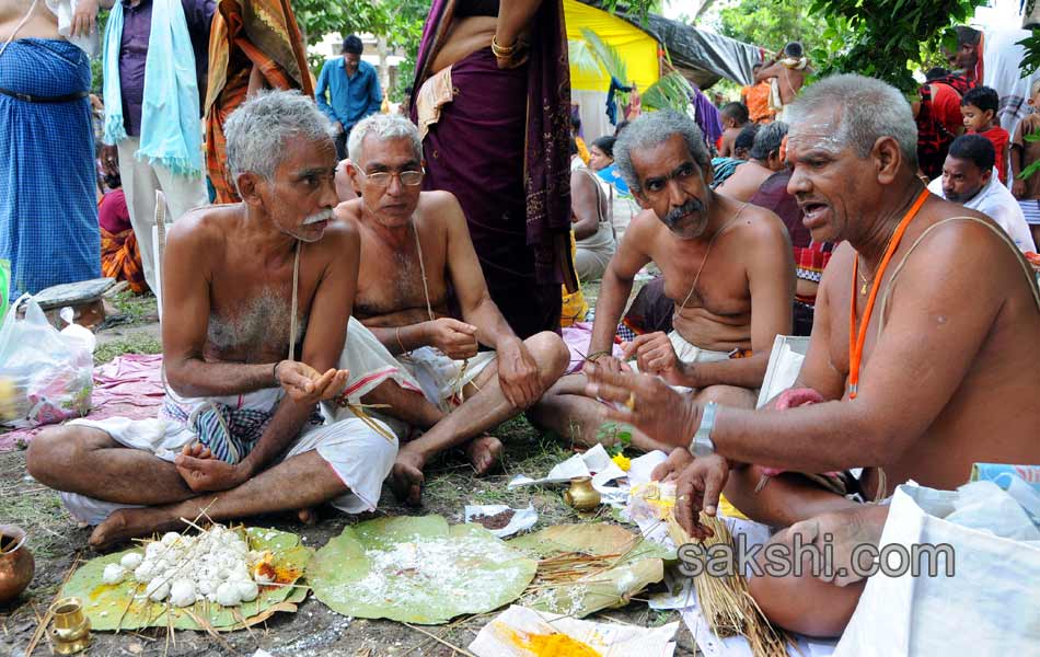 Godavari pushkaralu 2015 in AP Day3 - Sakshi17