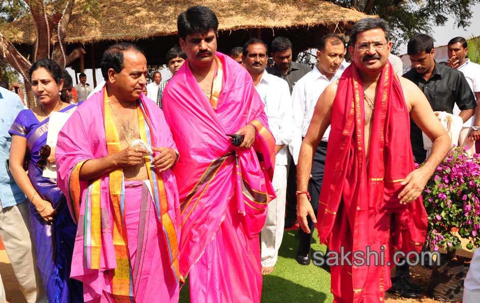 kcr ayutha hcndiyagam - Sakshi6