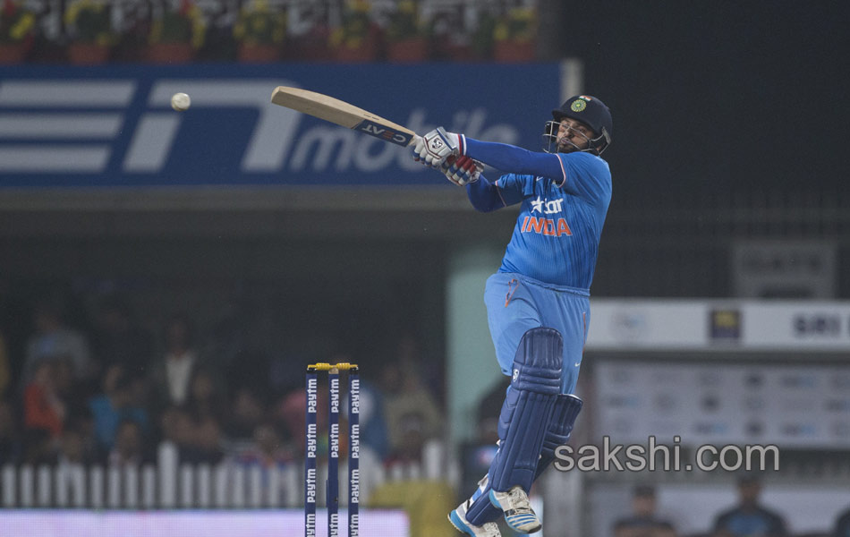 india won second T20 match - Sakshi5